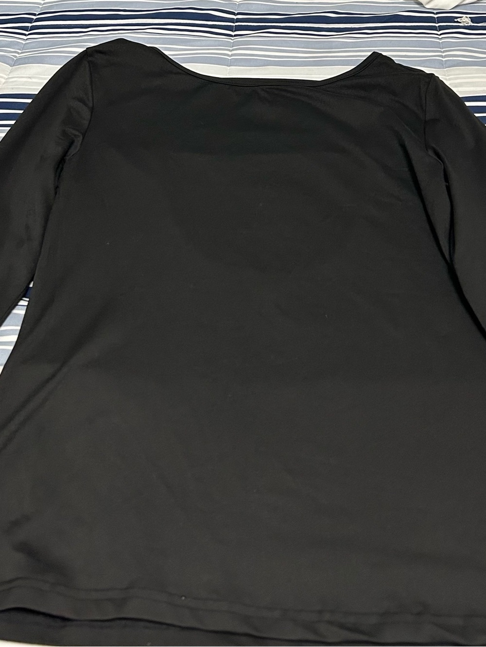 Black Women Long Sleeve Crewneck Shirt